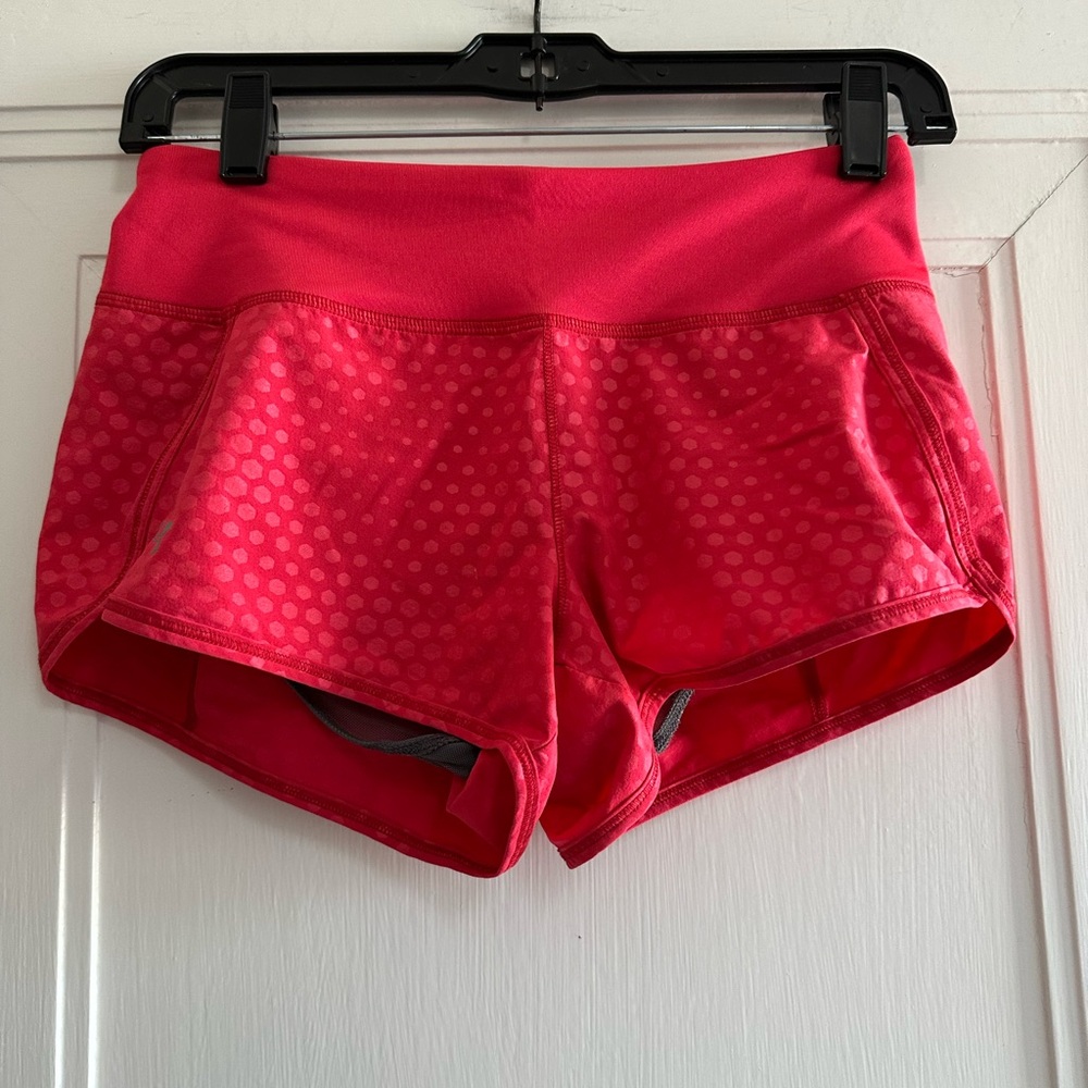 Under Armour Pink Patterned Athletic Shorts - Size XS